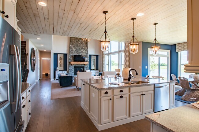 11888 Sage Creek Bend unit 36659879, Fishers, IN 46040 - photo 6