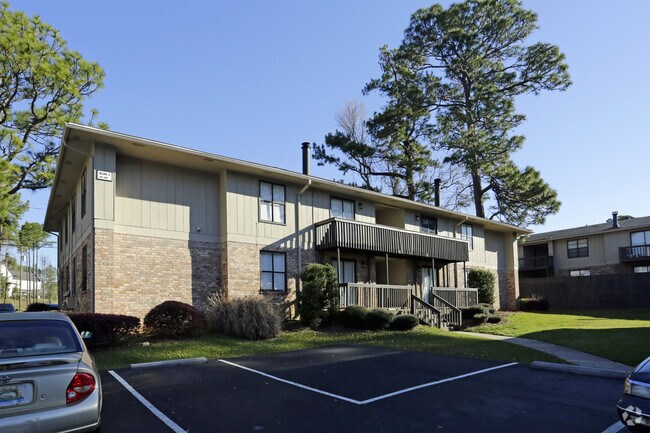 Lake Forest, Daphne, AL 36526 - photo 2