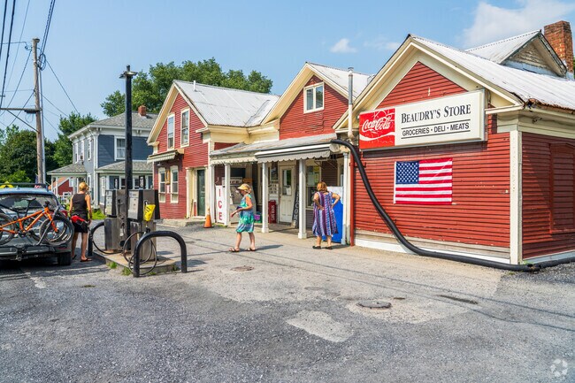 Beaudry’s Store offers groceries and fuel in the heart of Huntington.