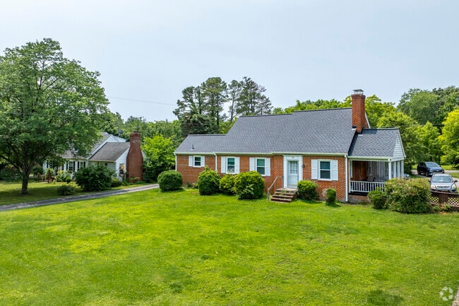 Ramblers, Cape Cods and ranch homes make up the real estate market in Cumberland.