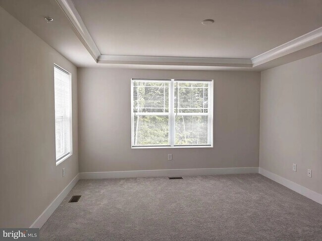 6947 Farragut Dr, Bryans Road, MD 20616 - photo 6