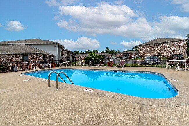 Grandview Village, Springfield, MO 65803 - photo 6