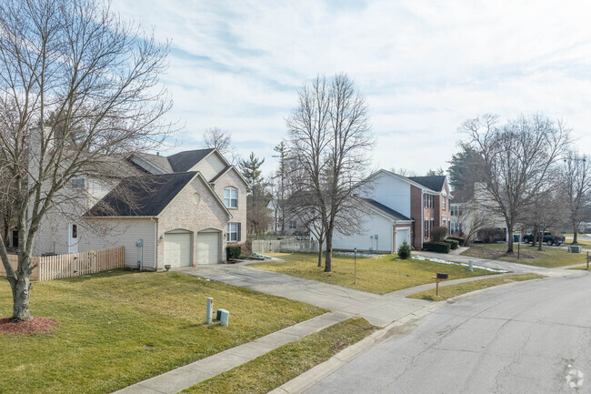 Homes on spacious lots with large lawns can be seen in Wynnedale/Spring Hill.