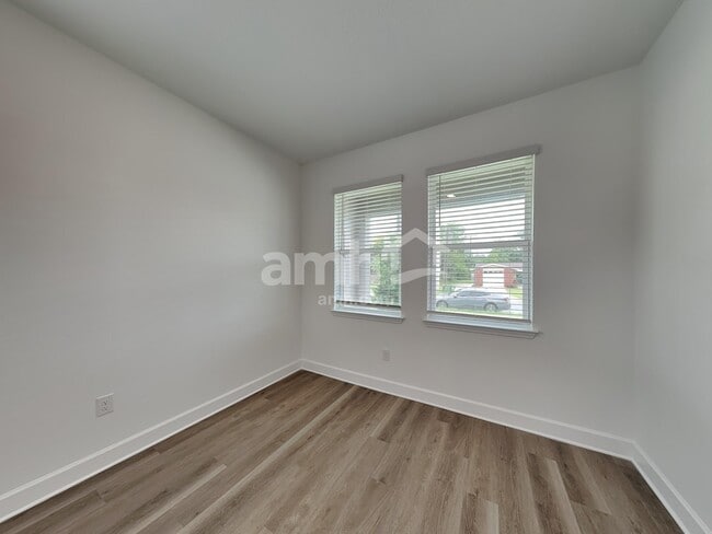 2907 19th Ave W, Bradenton, FL 34205 - photo 6