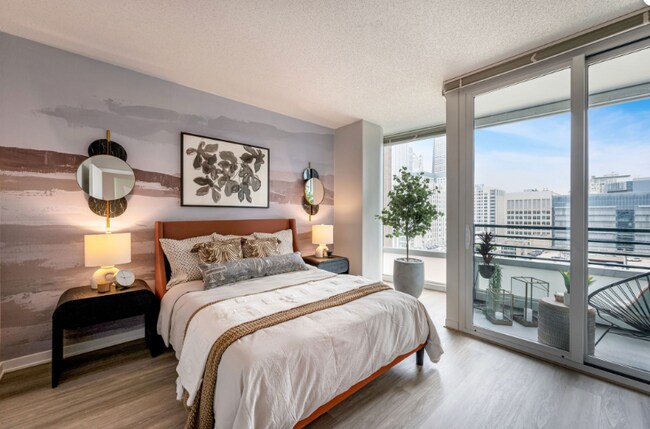 339 E Ohio St, Chicago, IL 60611 - photo 6