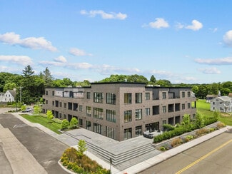 9-15 John St, Clinton, CT 06413