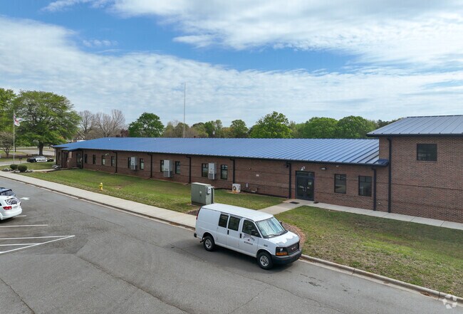 Asbury Academy is a small school in Lincolnton.