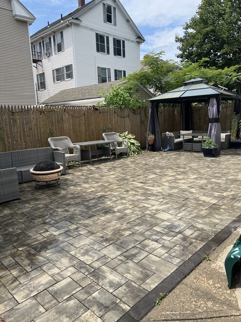 64 Sterling St unit 64 Sterling St. Pawt, Pawtucket, RI 02860 - photo 1