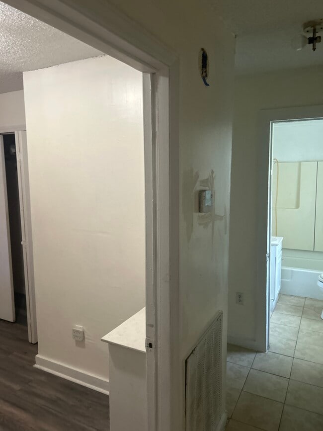 1156 Wilson St unit 1156 Wilson St, Orangeburg, SC 29115 - photo 6