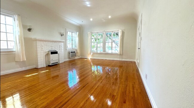 422 N Spaulding Ave unit 422L, Los Angeles, CA 90036 - photo 5