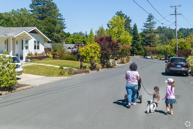 Central Orinda has very walkable streets that are great for getting the whole family out together.