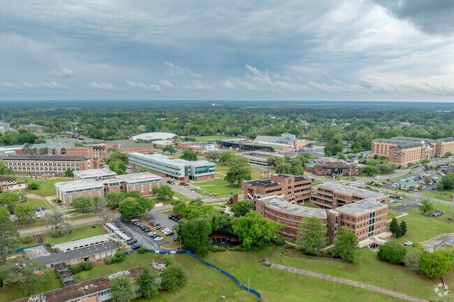 The beautiful FAMU University campus is centrally located in Tallahassee.