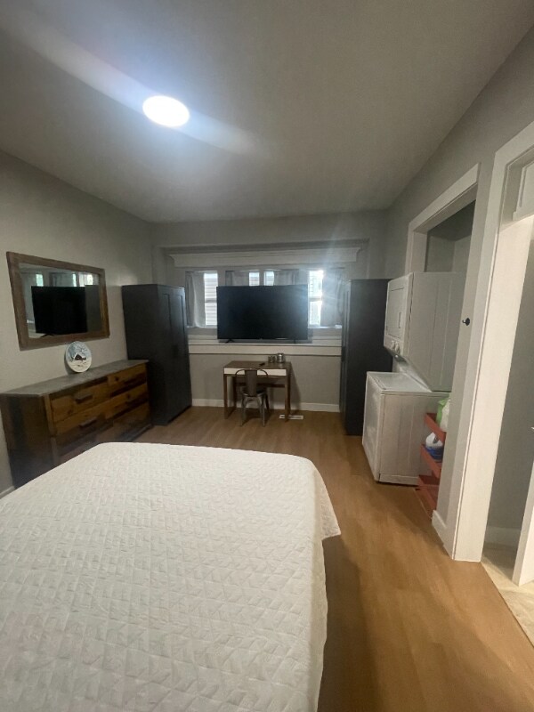 4522 E Washington St unit 6, Indianapolis, IN 46201 - photo 5