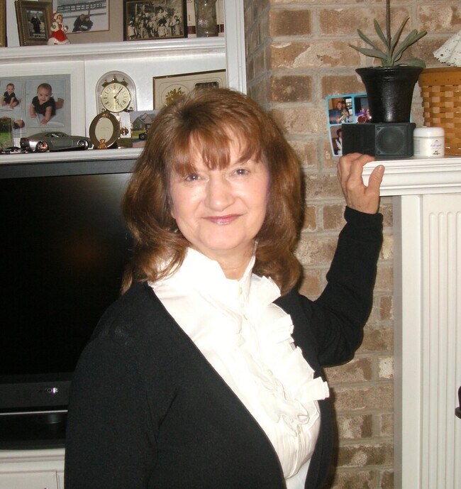 Phyllis Chenault