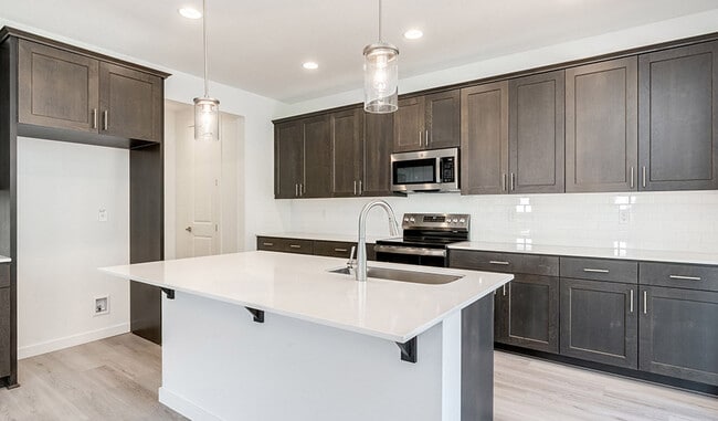 2031 NE Currin Creek Dr, Estacada, OR 97023 - photo 5