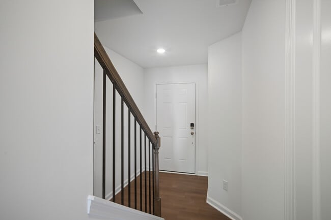 3707 Elm Grove Ln, Raleigh, NC 27604 - photo 2