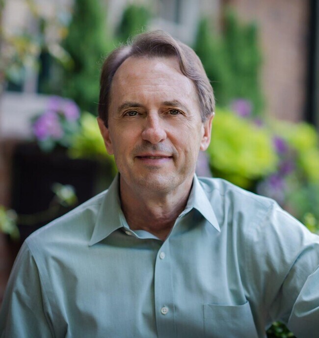 Stephen Yates