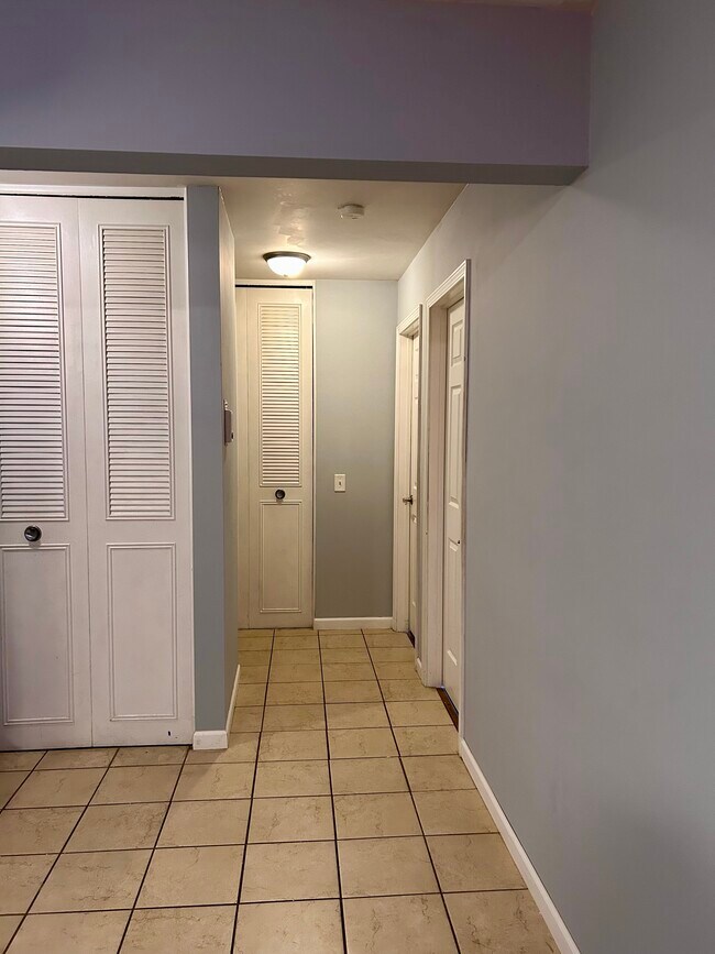 616 Lynn Ave unit 29, Kalamazoo, MI 49008 - photo 4