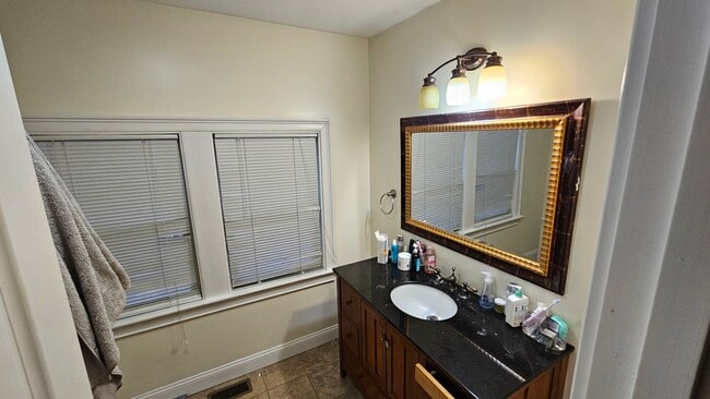 44 Greycliff Rd unit 2, Brighton, MA 02135 - photo 5