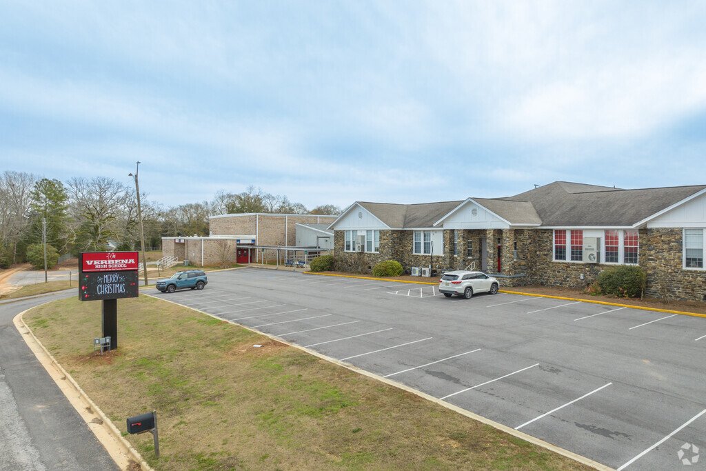 Verbene High School is located at 202 Co Rd 510, Verbena, AL 36091.