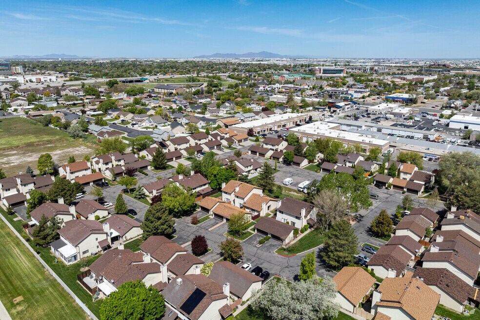 Final_NH_Redwood_545086_P2_v1_ZS_060724