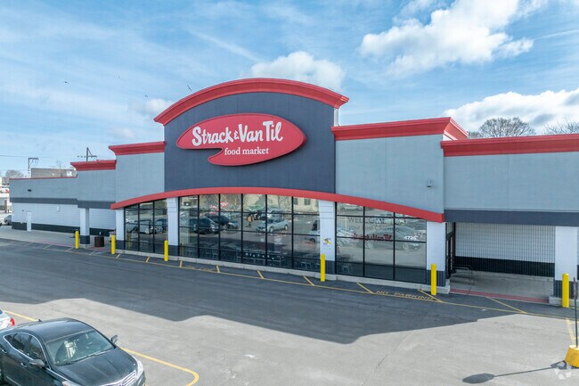 For groceries residents of Southside can go to the conveniently located Strack & Van Til.