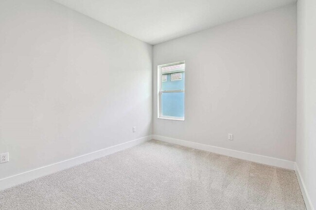 11313 Hardwood Hammock Ln unit 36332851, Riverview, FL 33569 - photo 7