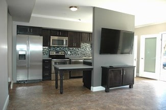 152 Mill St, Athens, OH 45701