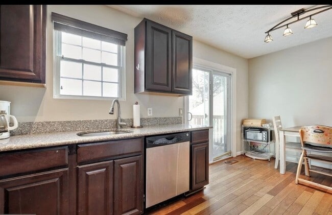 7867 Pepperbox Ln, Pasadena, MD 21122 - photo 7