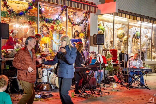 Burbank offers the locals parades and festivals every year, like the Winter Arts Festival.