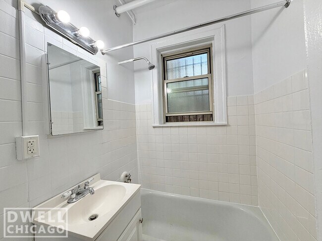 2531 N Spaulding Ave unit 2536-195, Chicago, IL 60647 - photo 7