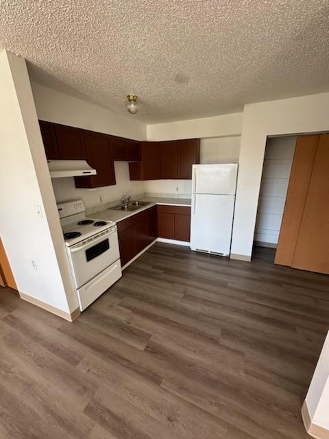 211 6th St SW Unit 1, Madelia, MN 56062