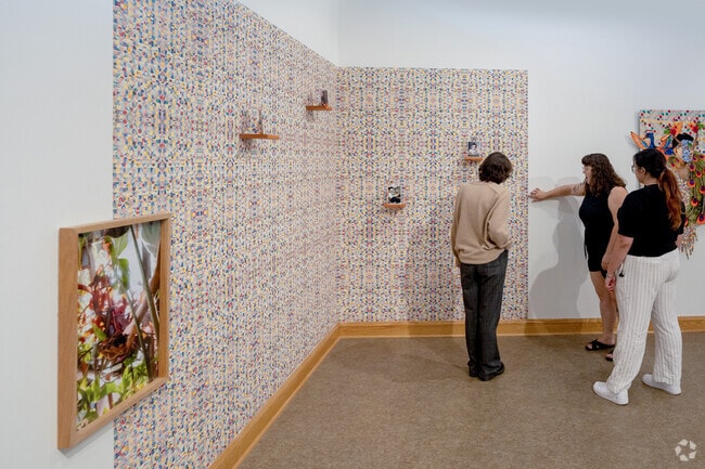 The Greenville County Museum of Art isn't to far from the Brook Valley neighborhood.