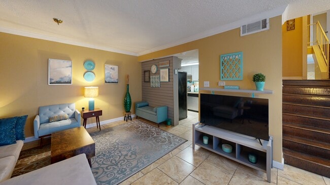 7047 Bissonnet St unit 44, Houston, TX 77074 - photo 2