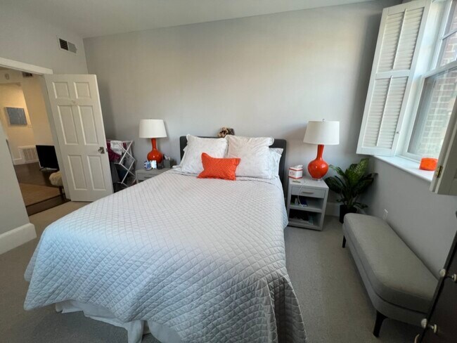 82 Chestnut St unit 23, Boston, MA 02108 - photo 7