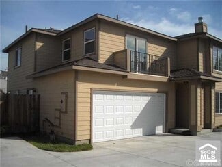 1711 E 68th St, Long Beach, CA 90805