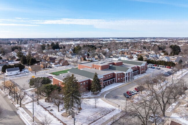 Jefferson Elementary School in Manitowoc.