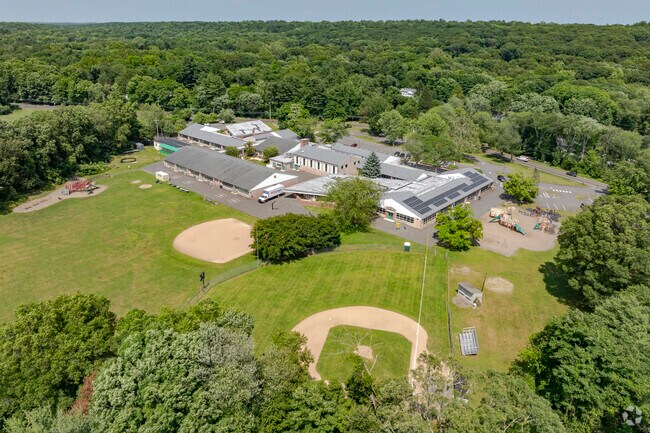 Coleytown Elementary School is located at 65 Easton Road in Westport, CT.