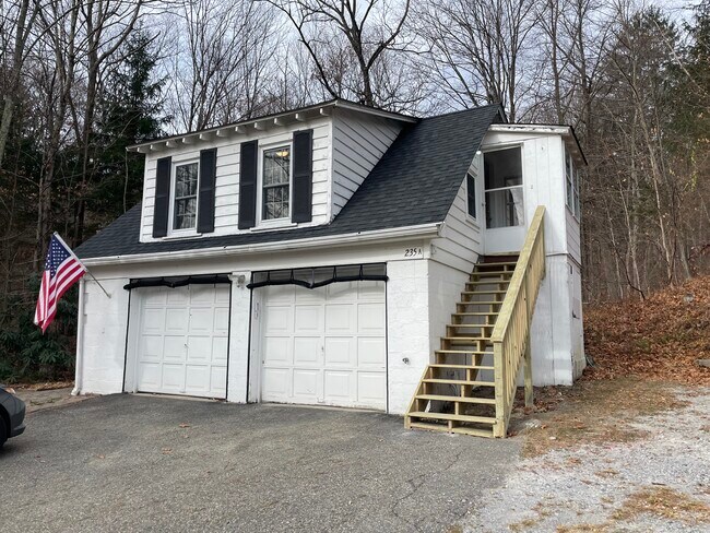 235 Russia Rd unit 235 A, Oak Ridge, NJ 07438 - photo 3