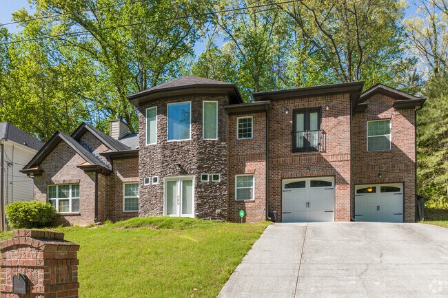 Large new builds that sit atop hills are on the rise in Harland Terrace.