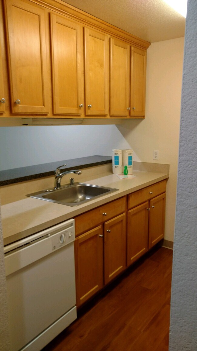 Pinehurst Apartments, Seattle, WA 98125 - photo 2