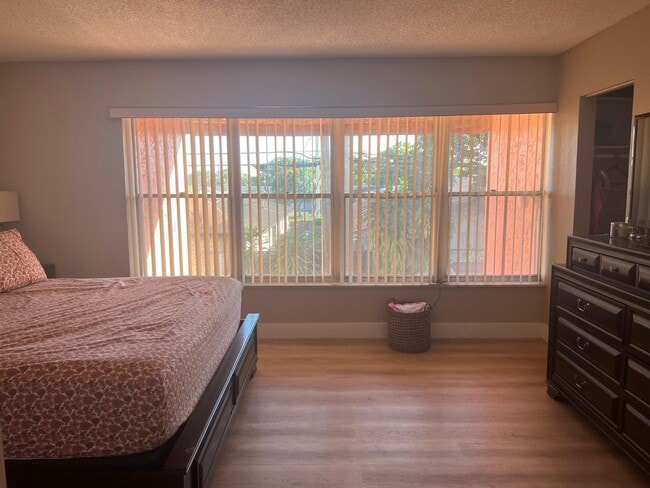 5618 NW 16th St, Lauderhill, FL 33313 - photo 7