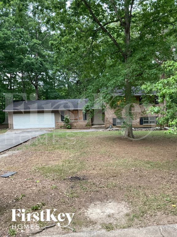 3961 Summit Dr, Douglasville, GA 30135
