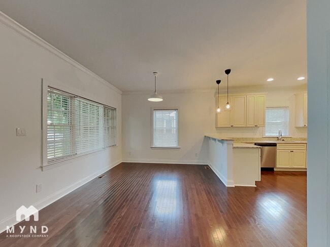 211 Idlewild Ave, Raleigh, NC 27601 - photo 6