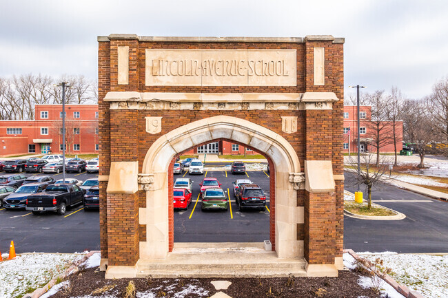 Lincoln Elementary School provides education in the neighborhood of 
Dolton