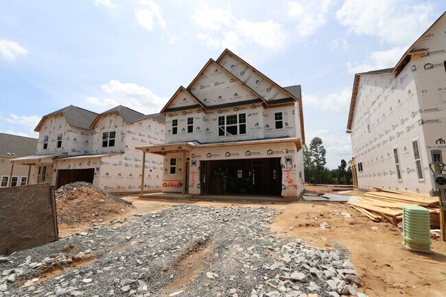 1112 Sparkling Lake Dr, Apex, NC 27523 - photo 3