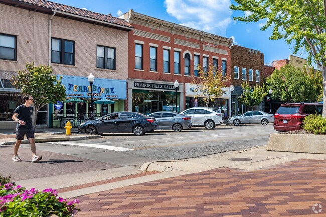 There is great shopping and dinning option off Mass St. in Downtown Larence.