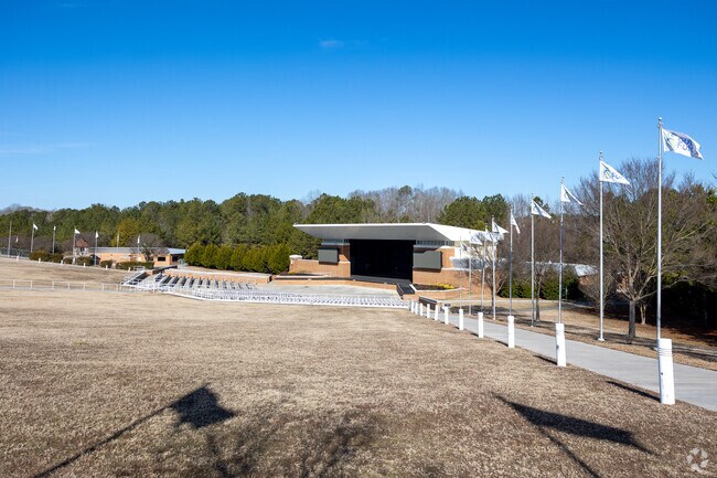 Wolf Creek Amphitheater is a delightful outdoor summer concert venue! Here, you can choose between cozy reserved seating or enjoy the fresh air on the lawn, where bringing your own picnic is absolutely welcome. Plus, there are tasty concessions available to enhance your experience!