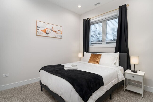 3723 S Giles Ave unit ID1228643P, Chicago, IL 60653 - photo 7