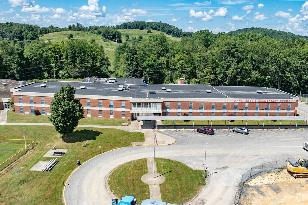 Anna Jarvis Elementary School in Grafton is a school where excellence meets opportunity.